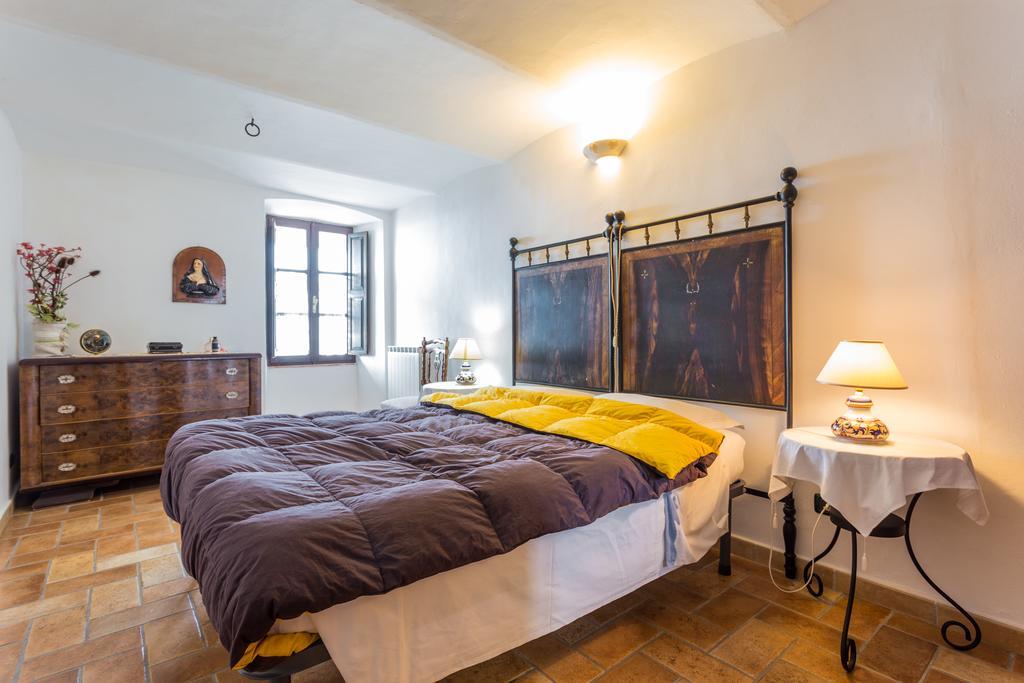 Appartamento Nel Castello Presso Gubbio Fossato di Vico Exterior foto