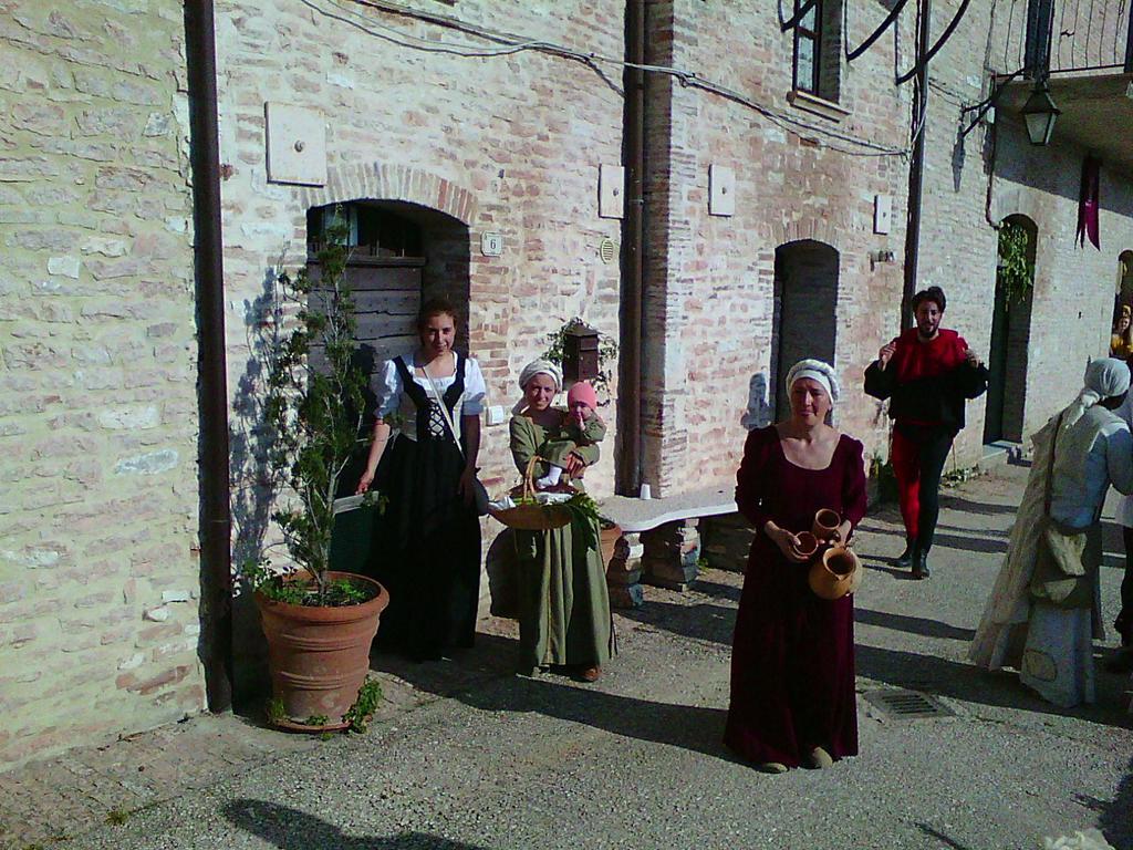 Appartamento Nel Castello Presso Gubbio Fossato di Vico Exterior foto